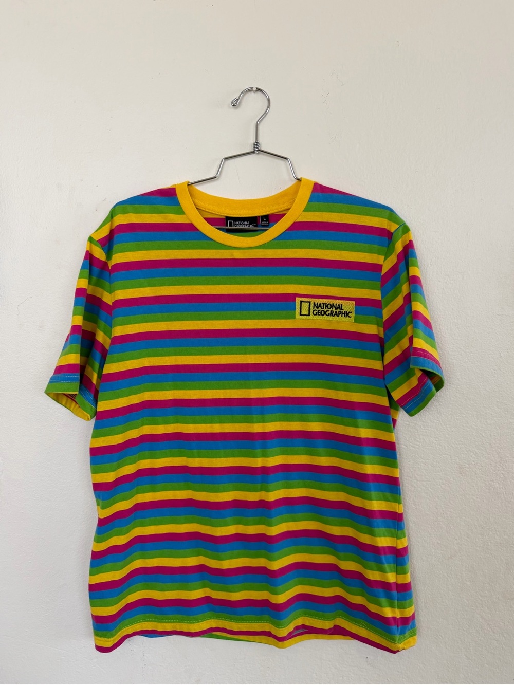 National Geographic Rainbow Striped Tee in Yellow Trim Size Large